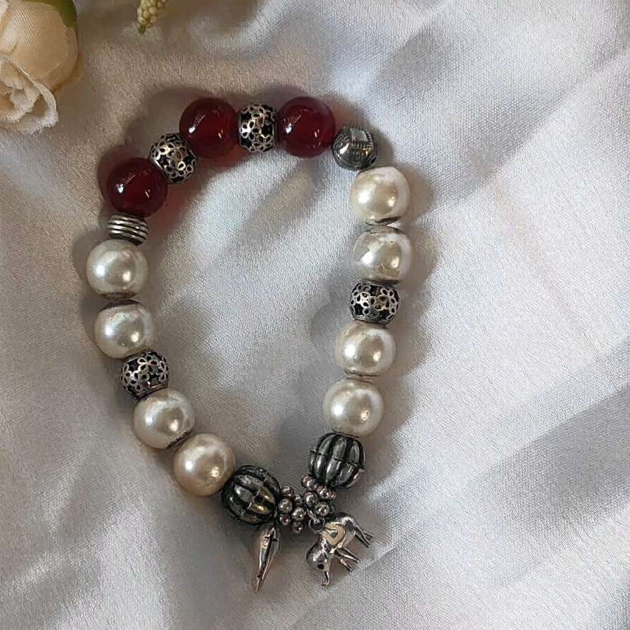 Beaded Charm Bracelet 